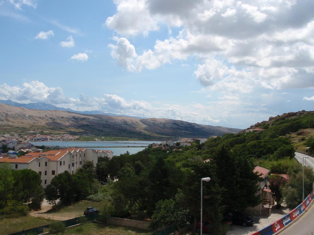 Apartments Ariana Паг Экстерьер фото